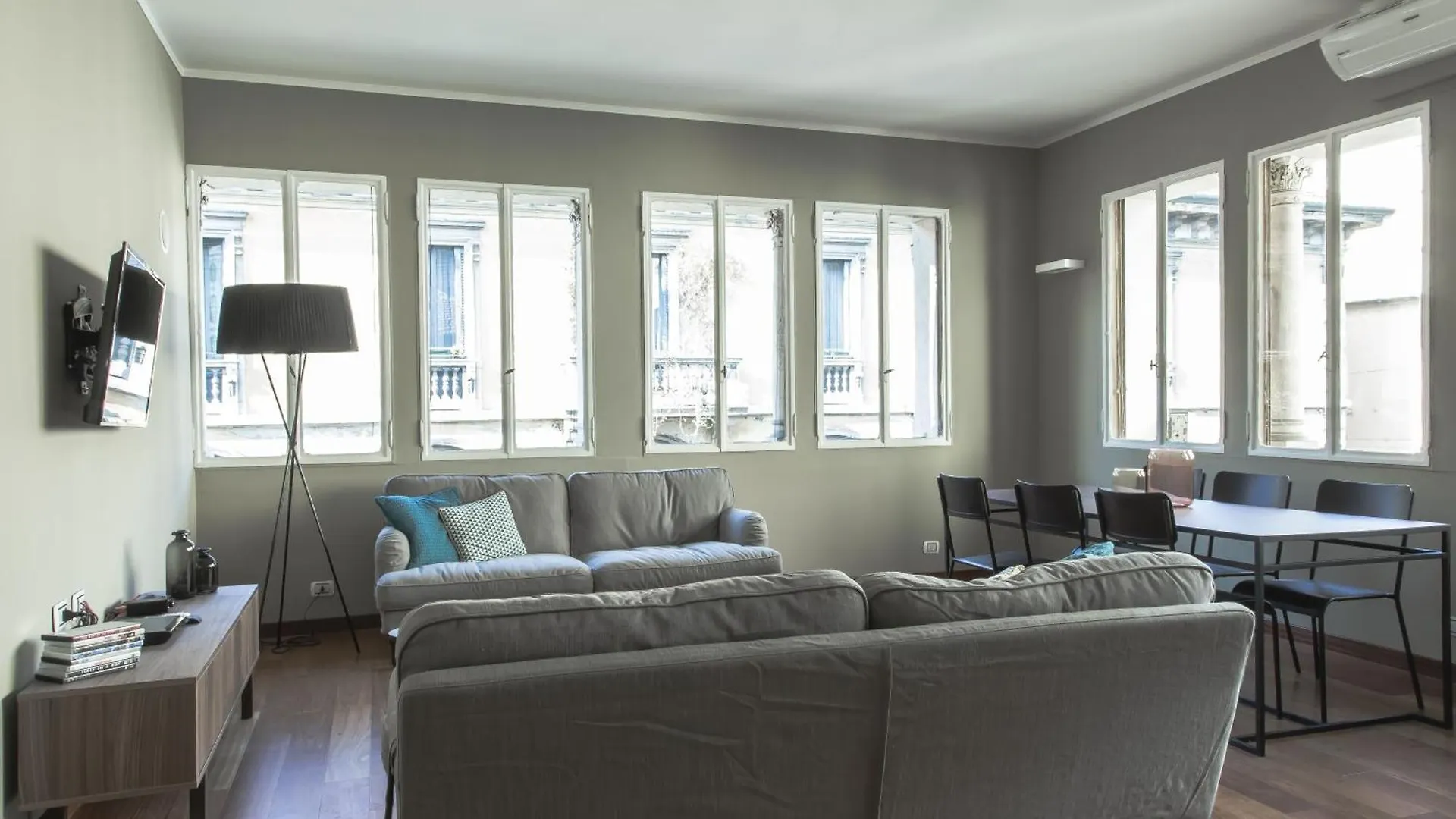 Brera Apartments In San Marco Milan